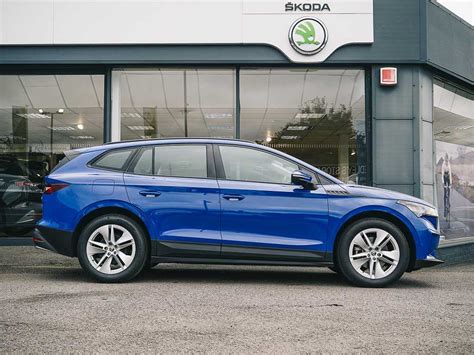 skoda enyaq solid energy blue.